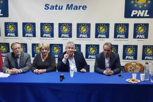 Europarlamentarul PNL Daniel Buda, la Satu Mare. Vizite la fermieri şi mesaje pentru guvernanţi