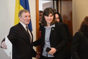 Scandal în Justiţie: Şefa CSM cere anchetă, procurorul general reclamă presiuni