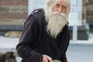 A murit cerşetorul-donator al Bisericii Ortodoxe Bulgare