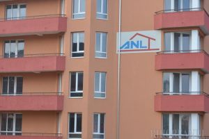 Angajaţii Consiliului Judeţean Bihor ar putea primi locuinţe de serviciu într-o clădire nouă, ridicată prin ANL