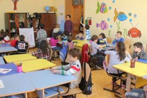 Totul despre înscrierea în învăţământul primar. Micuţii din judeţ vor putea fi înscrişi în clasa pregătitoare în două etape