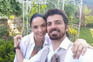 Divorţul de Andreea Marin l-a adus la SAPĂ DE LEMN! Cum a fost surprins Tuncay, FOSTUL SOȚ al „Zânei”