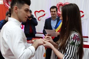 Dragostea a plutit în aer la Arena Mall