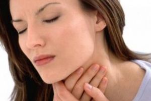 Leacuri băbeşti! Scapă de durerea de gât cu frunze de varză