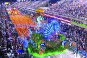 ANTICORUPŢIA s-a impus la CARNAVALUL de la RIO. Nici omagierea comunităţii LGBT nu a lipsit