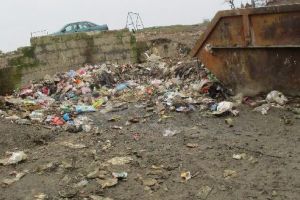 Mormane de gunoi ridicate din Valea Rece!