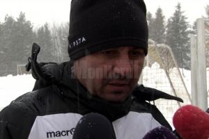 Florentin Petre mai aşteaptă întăriri