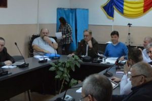 Bugetul, „funcţional-pesimist”, dar votat la Târnăveni
