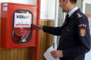 Controale ale inspectorilor ISU, in Prahova. Amenzi uriase pentru nereguli descoperite la firmele din judet