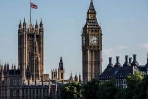 Englezii au cele mai SLABE condiţii de TRAI din Europa. Franţa este în TOP cu cele  BUNE condiţii