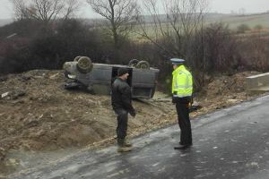 Accident grav lângă Ucuriş: Un bihorean a ajuns la spital cu fractură de coloană cervicală şi picioarele paralizate