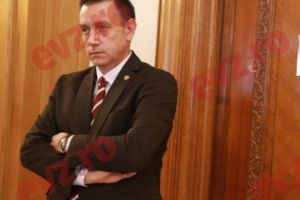 Mihai Fifor: În MApN NU există „stat paralel”. Răspunsul ministrului pentru un parlamentar
