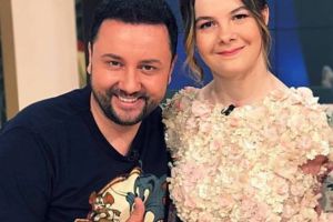 A MURIT! Lorelai Mosnegutu: 