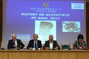 Mesaj dur la adresa parlamentarilor „Dacă nu ne ascultă, le dăm cu parul în cap!”