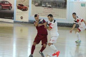 Ambele echipe devene joacă duminică în Cupa României la futsal