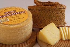 Brânza cu care ciobanii de pe Valea Şieului vor să cucerească Europa. Se vinde cu 20 de euro/kg