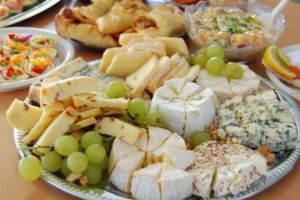 DUMINICĂ, 18 februarie: Lăsatul Secului de brânză pentru Postul Sfintelor Paşti. Ce nu ai voie să faci în această zi