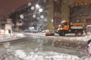 Mobilizare exemplară pentru deszăpezire, după codul galben de ninsori