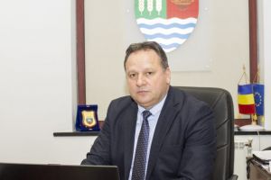 ILIUȚĂ VA FI DEMIS?!… ÎȘI VA DA DEMISIA?!…SAU RĂMÂNE, ÎN CONTINUARE?!…