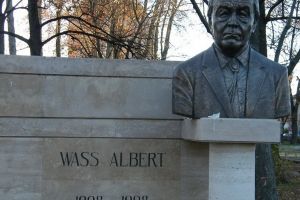 Criminal de război omagiat la Oradea: Adepţii lui Wass Albert sunt invitaţi la film