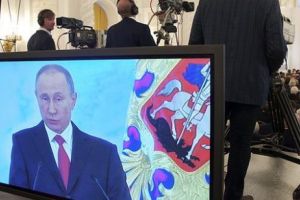 De ce se FEREŞTE Putin să CANDIDEZE la alegerile prezidenţiale?