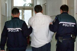 Un sătmărean, urmărit general, prins în Cluj. A prezentat poliţiştilor buletinul altei persoane