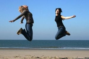 Cât costă FERICIREA? Specialiştii au calculat!