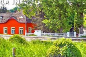 Se demolează Băile Baiţa din Gherla