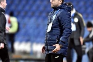SCANDAL IREAL în Liga 1! Jucătorii unei echipe l-au AMENINȚAT pe arbitru: „Băăă, Marcele, unde te duci Marcele?!”. Foto în articol