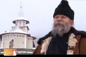 Despãrţirea de un preot cu mult har – Arhimandritul Arsenie Voaideş, stareţul Mãnãstirii Sfântul Sava din Berzunţi