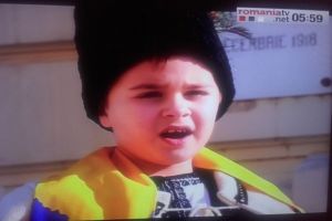 Copilul care incepe, zilnic, emisiunile la Romania Tv. El da ora exacta in fiecare dimineata cu Imnul Romaniei