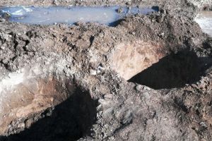 Barbati cercetati pentru infractiuni de distrugere a unor bunuri care fac parte din patrimoniul cultural si tentativa de furt calificat