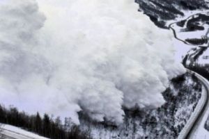 Șapte persoane sunt BLOCATE în masivul Bucegi. Autorităţile intervin de URGENȚĂ