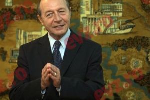 TRAIAN BĂSESCU, mai fericit ca NICIODATĂ. Urmează să devină pentru a treia oară BUNIC? News Aert