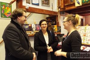 Artişti plastici băcăuani expun la Wall of Art din Roman