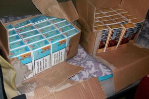 Tutun de contrabanda, descoperit de politistii de frontiera constanteni intr-un autocamion. Șoferul, cetatean ucrainean, cercetat