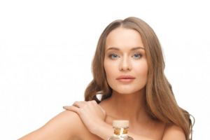 Ce poţi face ca să-ţi crească părul de două ori mai repede