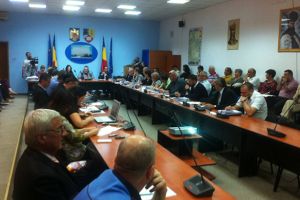 S-a aprobat bugetul Ploieştiului. Un sfert din bani merge pe salarii