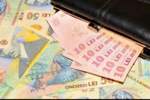 Veşti bune pentru mulţi români. Guvernul promite că va vira banii până la sfârşitul lunii martie
