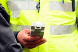 Inconştienţă pe drumurile publice! Alţi zece şoferi băuţi prinşi la volan!