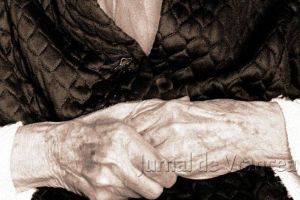 N-a mai suportat durerea şi şi-a înfruntat ruşinea. Bătrână, violată de propriul nepot