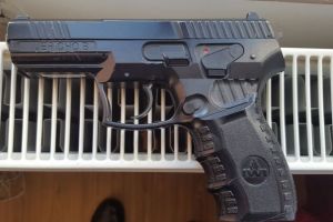 Pistolarul: Un elev de 16 ani, 