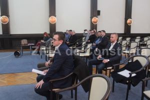 Dupa razboi, multi viteji se arata! Membrii USR Constanta critica bugetul orasului pentru 2018. La dezbaterea publica au venit total nepregatiti!