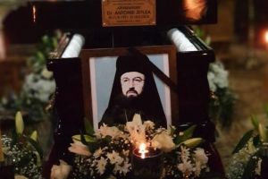  Doliu in Biserica Ortodoxa Romana A trecut in vesnicie unul dintre cei mai iubiti duhovnici. Era staret de manastire