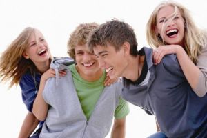 Consiliul Judeţean Alba înfiinţează Consiliul Consultativ pe Probleme de Tineret