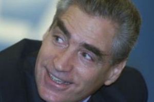 Petre Roman, aşa cum NU A MAI FOST văzut. Ipostaze EMOȚIONANTE în compania fiului său, la Sinaia