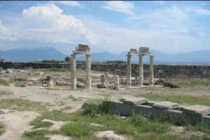 DESCOPERIRE. Oamenii de ştiinţă dezvăluie secretul „PORȚII CĂTRE IAD” din Turcia. De ce animalele mureau instantaneu şi oamenii nu?