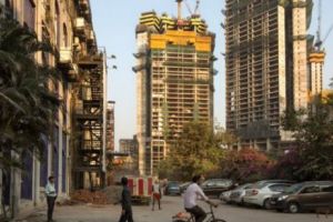  Trump Jr. ACUZAT de CONFLICT de interese şi TRAFIC de influenţă. Vinde locuinţe de LUX folosind METODE din campanie