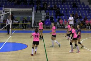 Maxim de meciuri la mini-volei