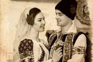 Sărbătoriţi româneşte iubirea la Castelul Bran